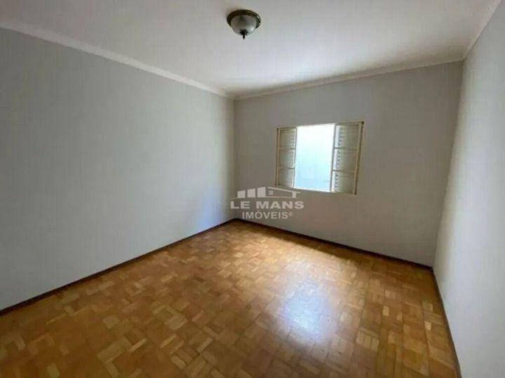 Casa à venda e aluguel com 3 quartos, 130m² - Foto 8