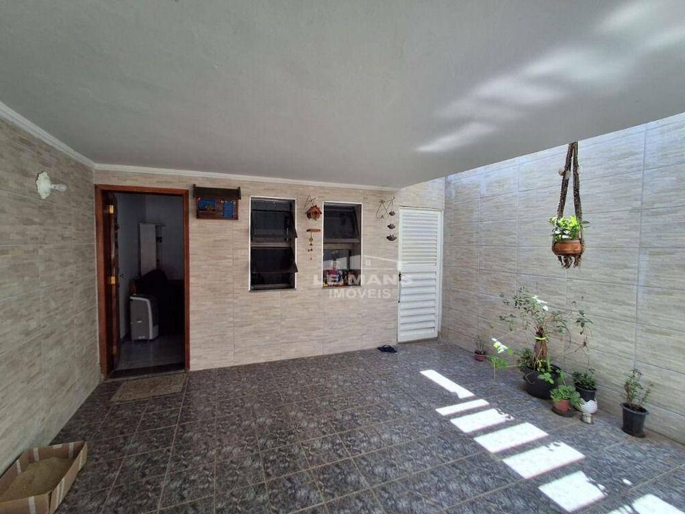 Casa, 2 quartos, 83 m² - Foto 1