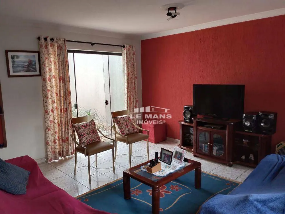 Casa, 3 quartos, 187 m² - Foto 3