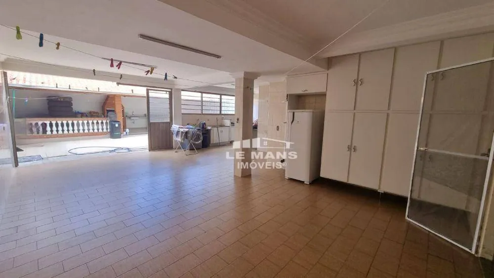 Casa, 4 quartos, 330 m² - Foto 11