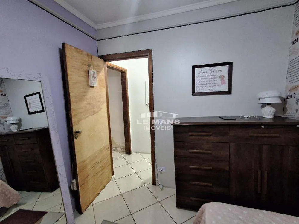Casa, 3 quartos, 200 m² - Foto 3