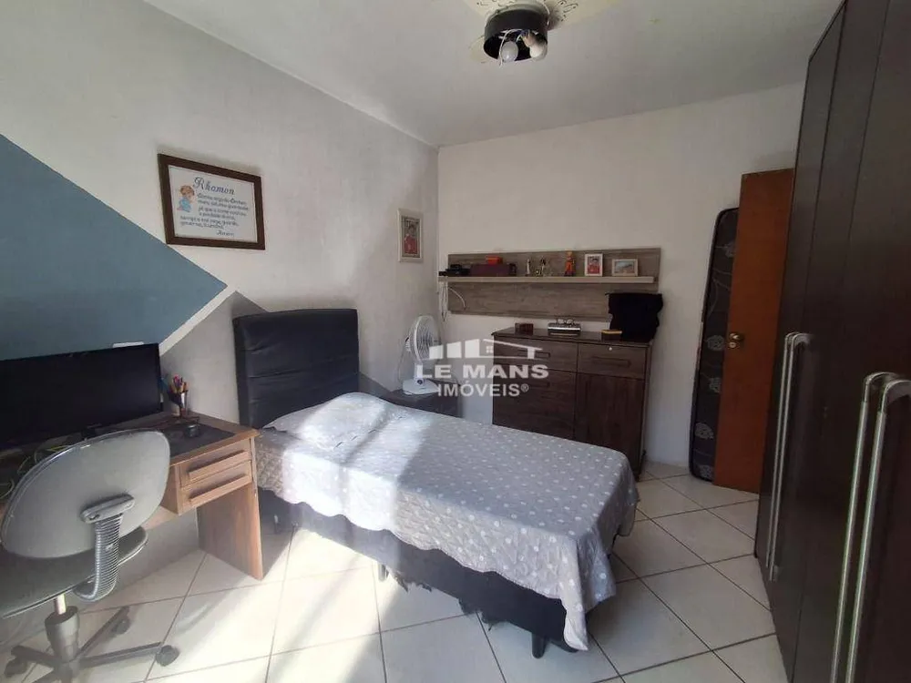 Casa, 3 quartos, 200 m² - Foto 6