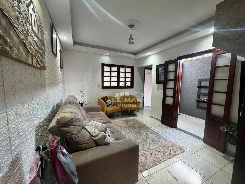 Casa, 2 quartos, 88 m² - Foto 1