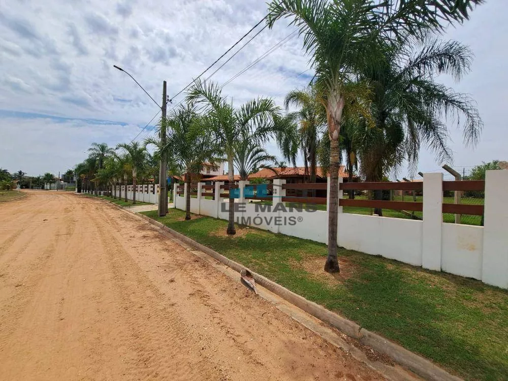 Chácara à venda com 5 quartos, 600m² - Foto 2