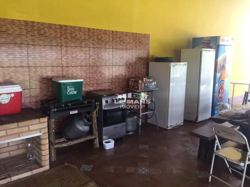 Chácara, 3 quartos, 1200 m² - Foto 1