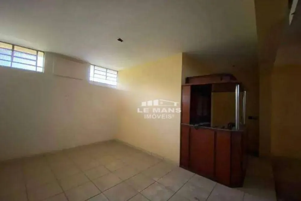 Casa, 3 quartos, 200 m² - Foto 10