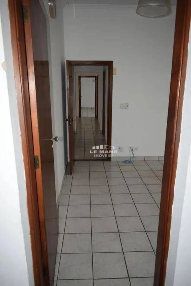 Casa, 6 quartos, 248 m² - Foto 3