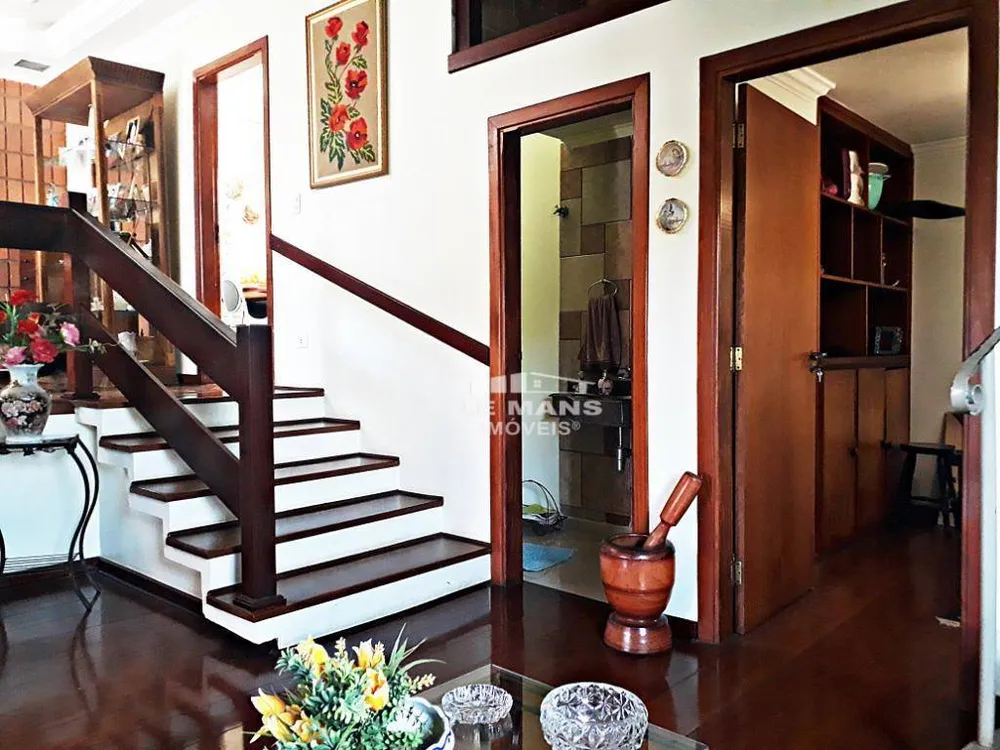 Casa, 3 quartos, 270 m² - Foto 9