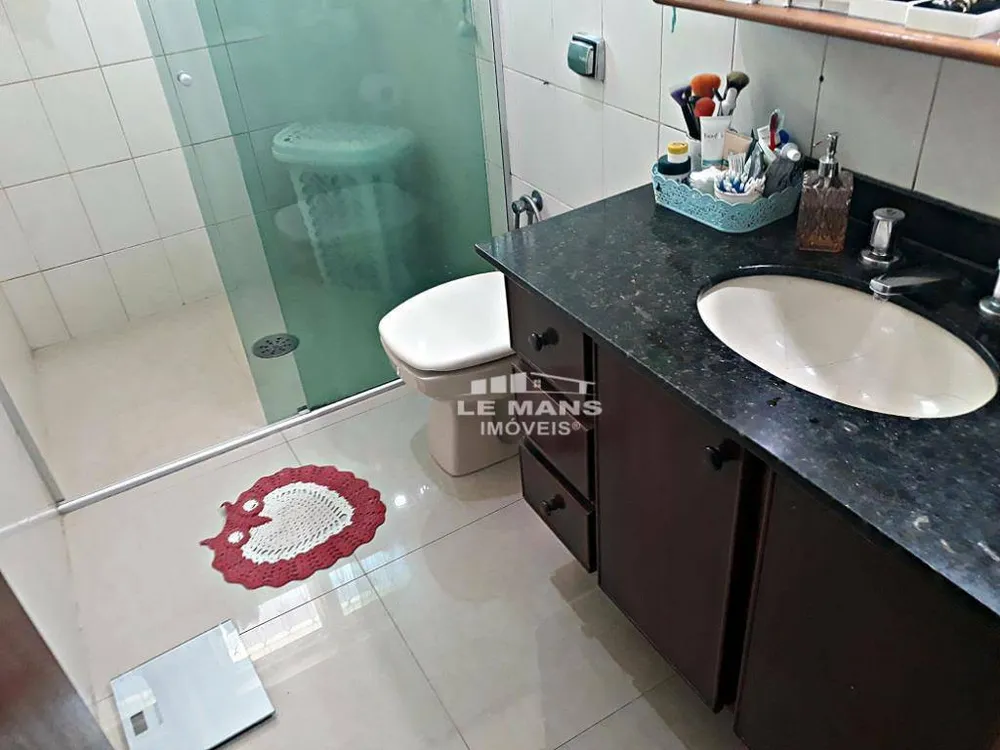 Casa, 3 quartos, 270 m² - Foto 12