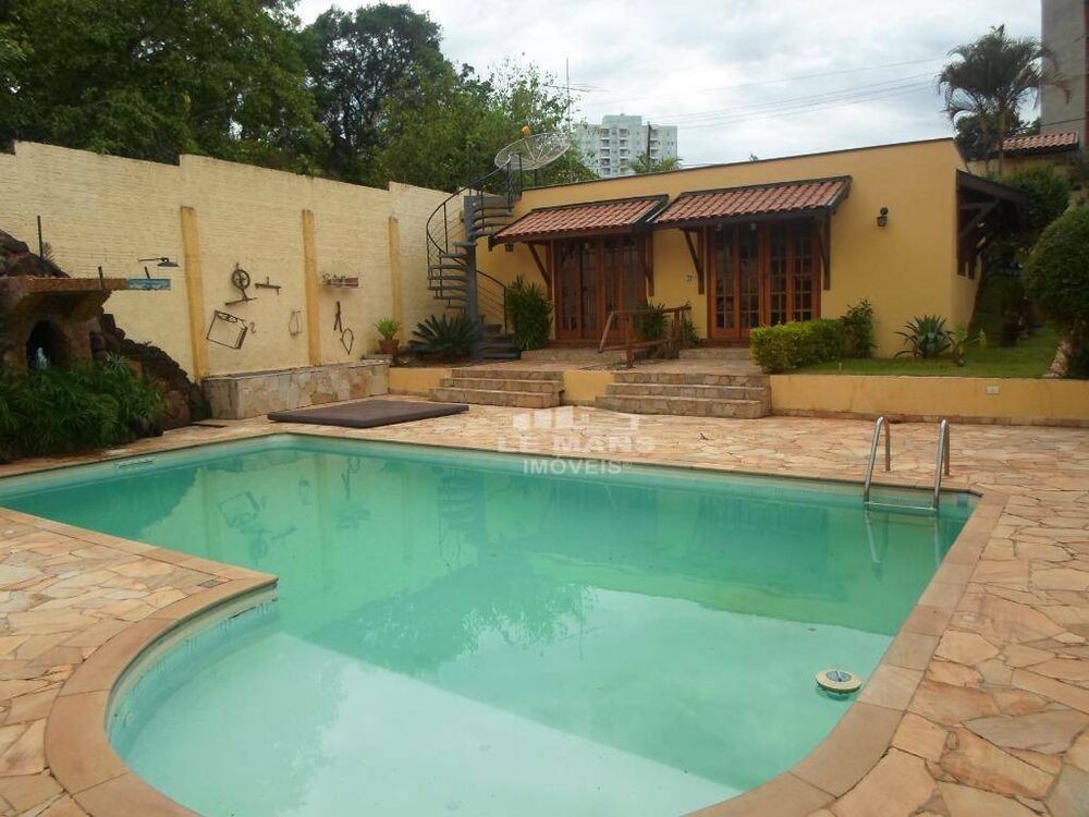Chácara, 5 quartos, 1000 m² - Foto 1