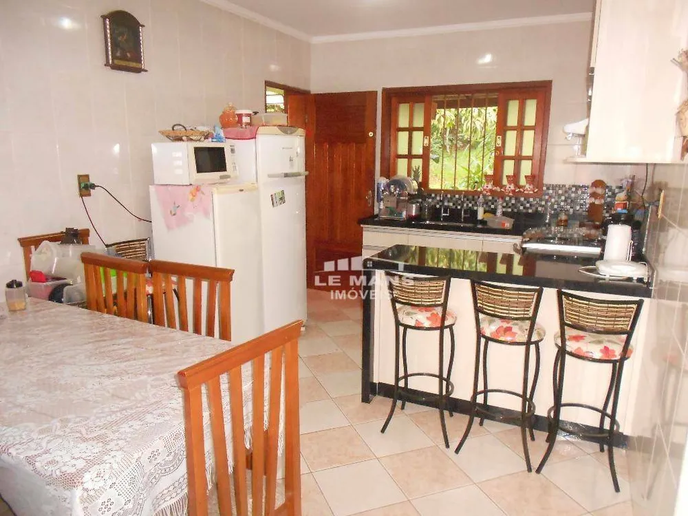 Casa, 3 quartos, 205 m² - Foto 14