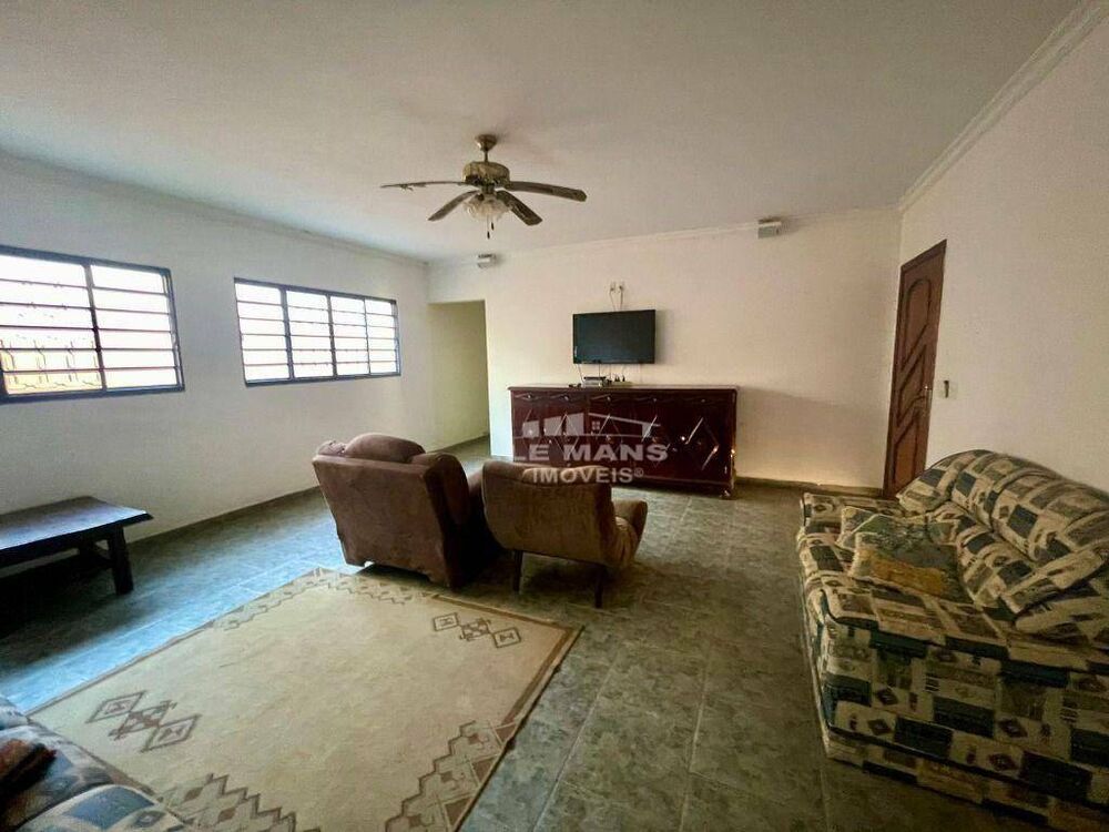 Chácara, 3 quartos, 1000 m² - Foto 1