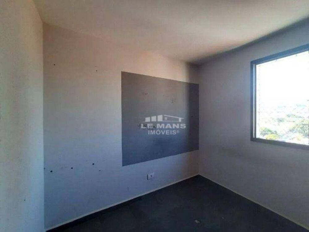 Apartamento à venda com 3 quartos, 203m² - Foto 8