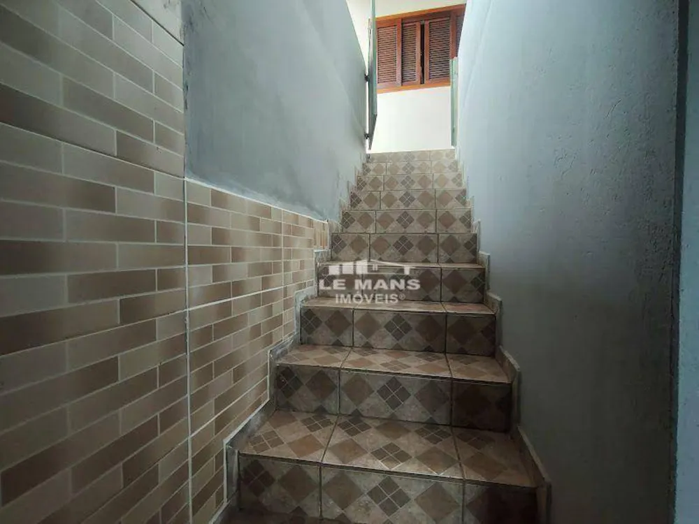 Casa, 3 quartos, 182 m² - Foto 1