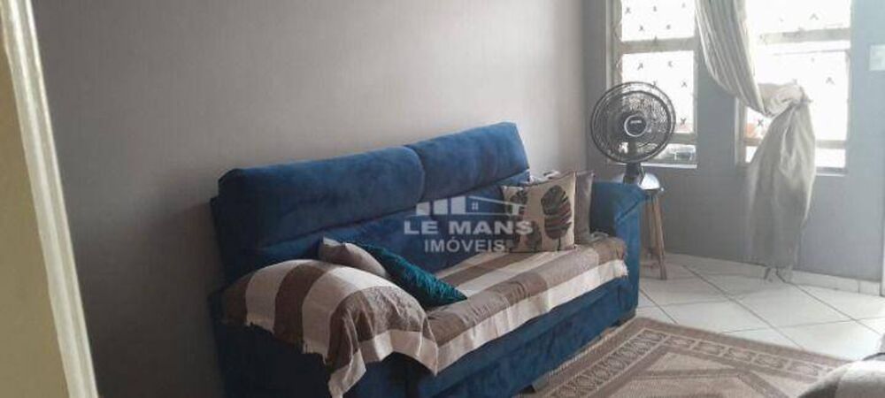 Casa à venda com 3 quartos, 82m² - Foto 2