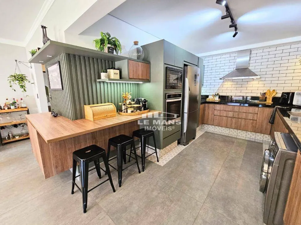 Casa, 5 quartos, 530 m² - Foto 2