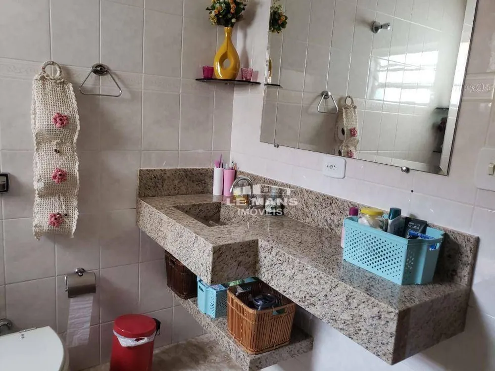 Casa, 3 quartos, 215 m² - Foto 6
