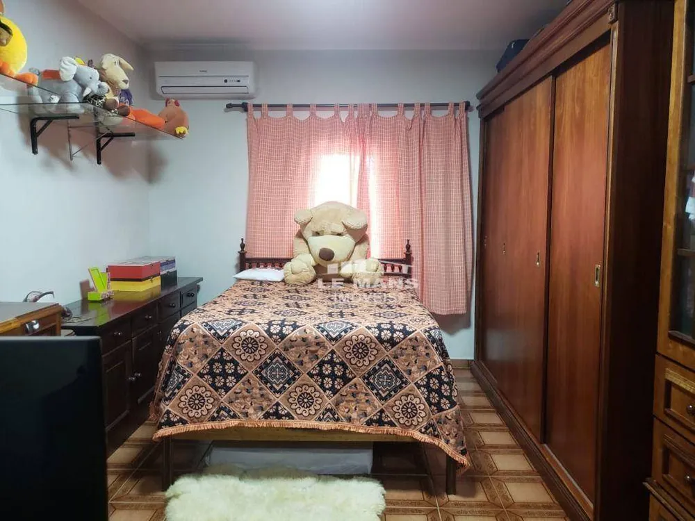 Casa, 3 quartos, 215 m² - Foto 5