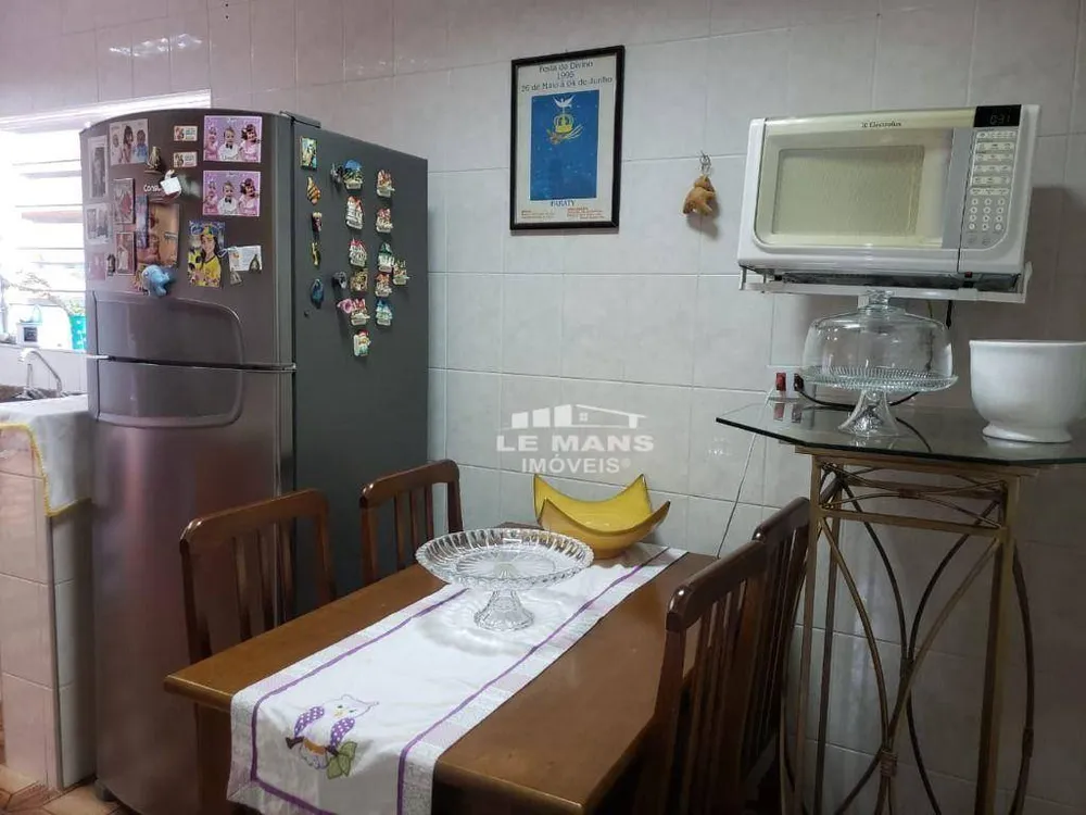 Casa, 3 quartos, 215 m² - Foto 12