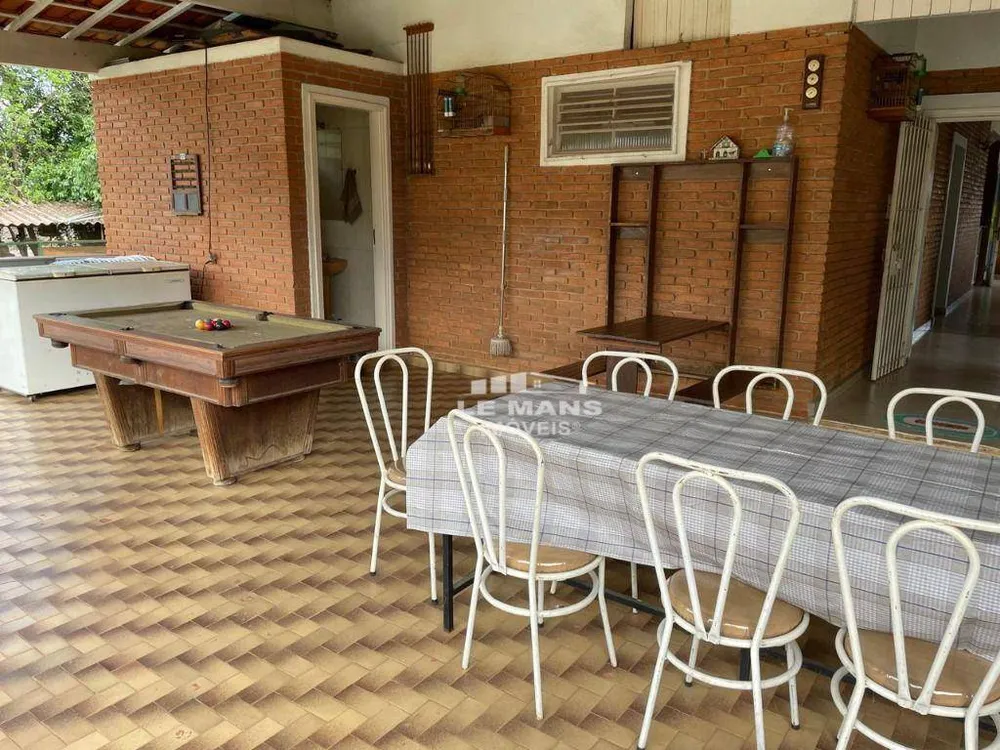 Chácara, 3 quartos, 1710 m² - Foto 2
