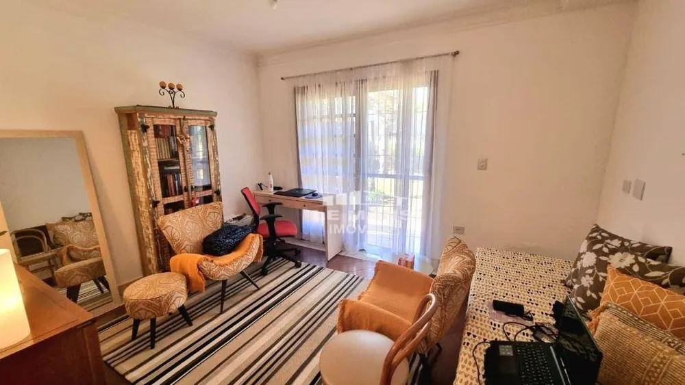 Casa, 3 quartos, 241 m² - Foto 3