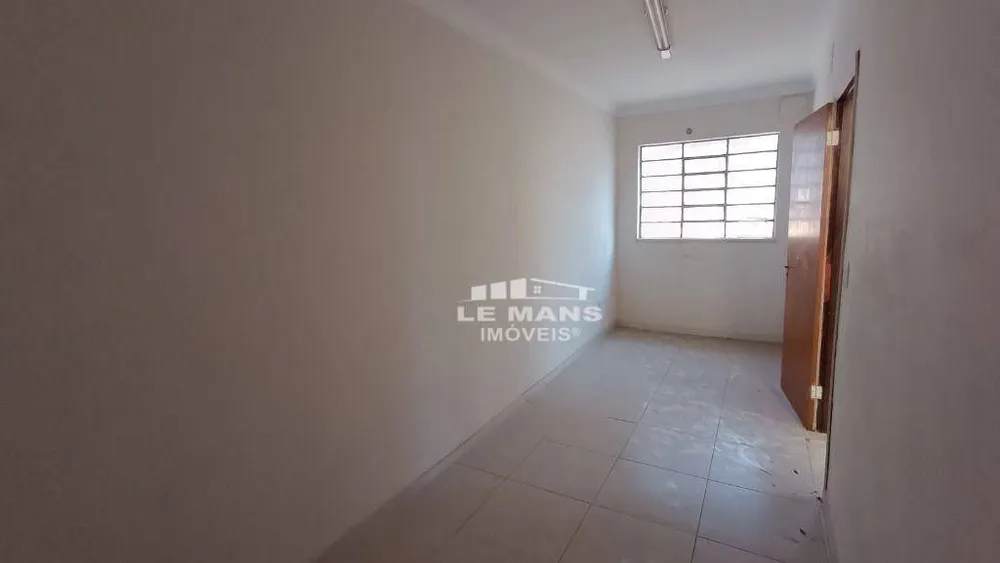Casa, 3 quartos, 218 m² - Foto 9