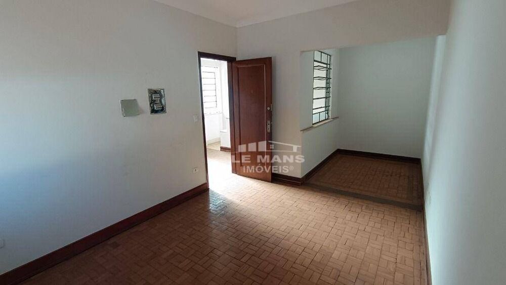 Casa, 3 quartos, 218 m² - Foto 4