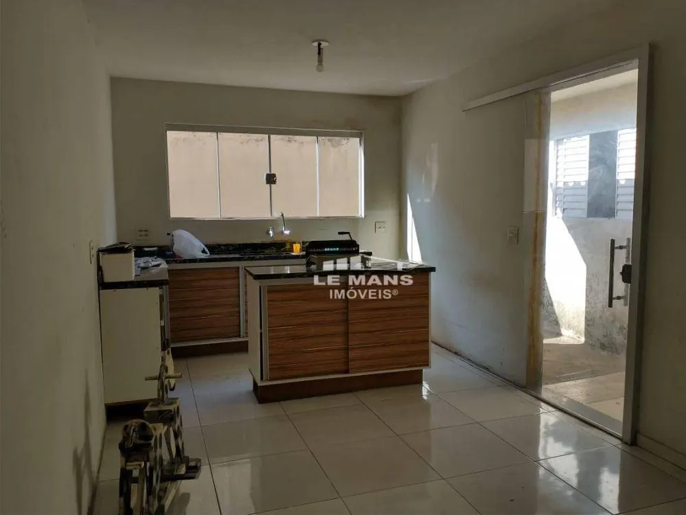 Casa, 3 quartos, 139 m² - Foto 4