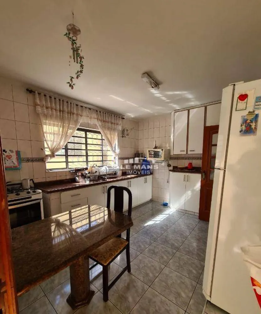 Casa, 3 quartos, 176 m² - Foto 4