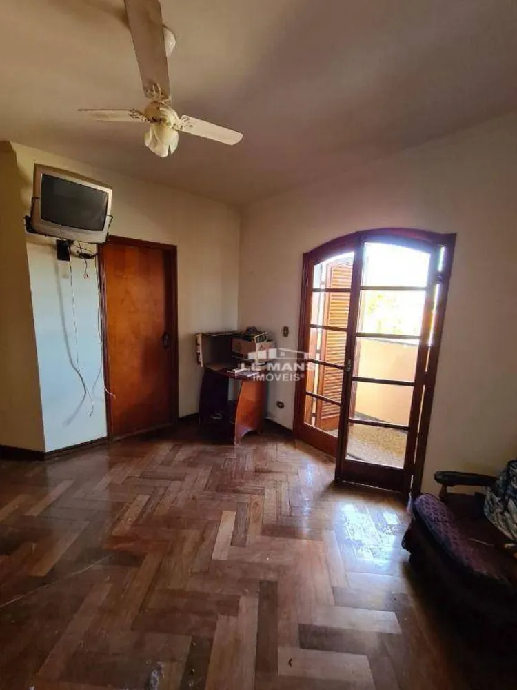 Casa, 3 quartos, 176 m² - Foto 1