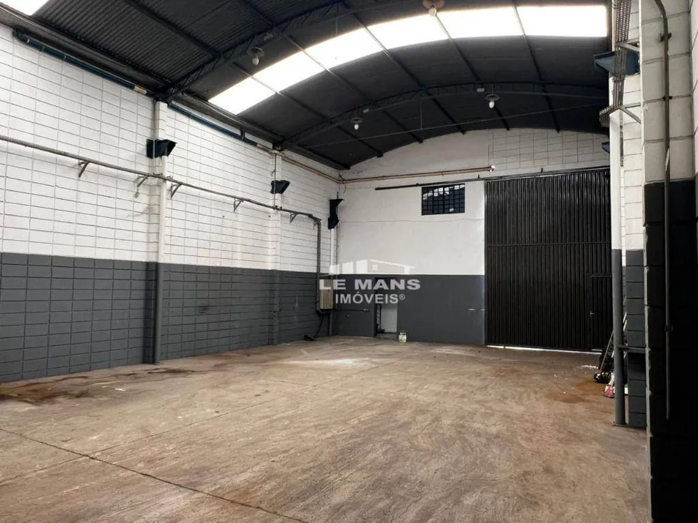 Depósito-Galpão, 241 m² - Foto 4