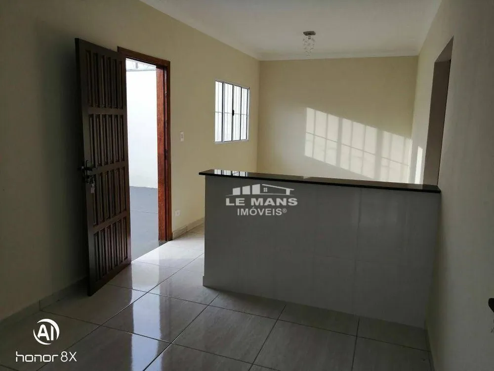 Casa, 2 quartos, 52 m² - Foto 1