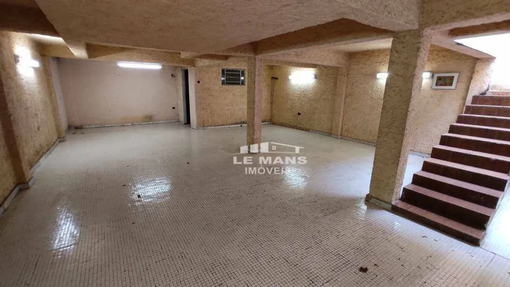 Casa, 3 quartos, 239 m² - Foto 8