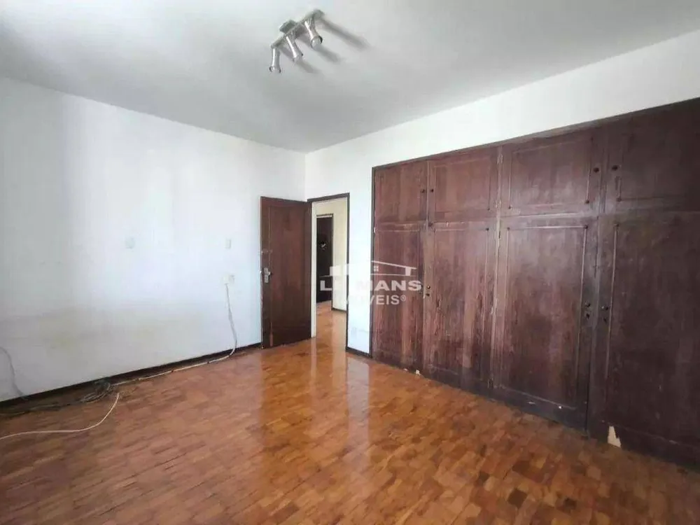 Casa, 6 quartos, 343 m² - Foto 8