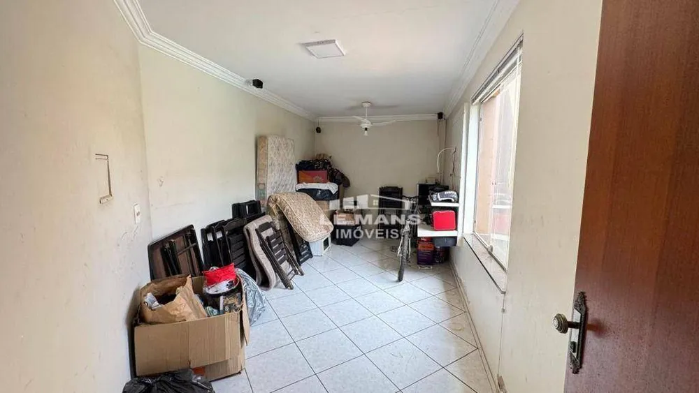 Casa, 3 quartos, 255 m² - Foto 1