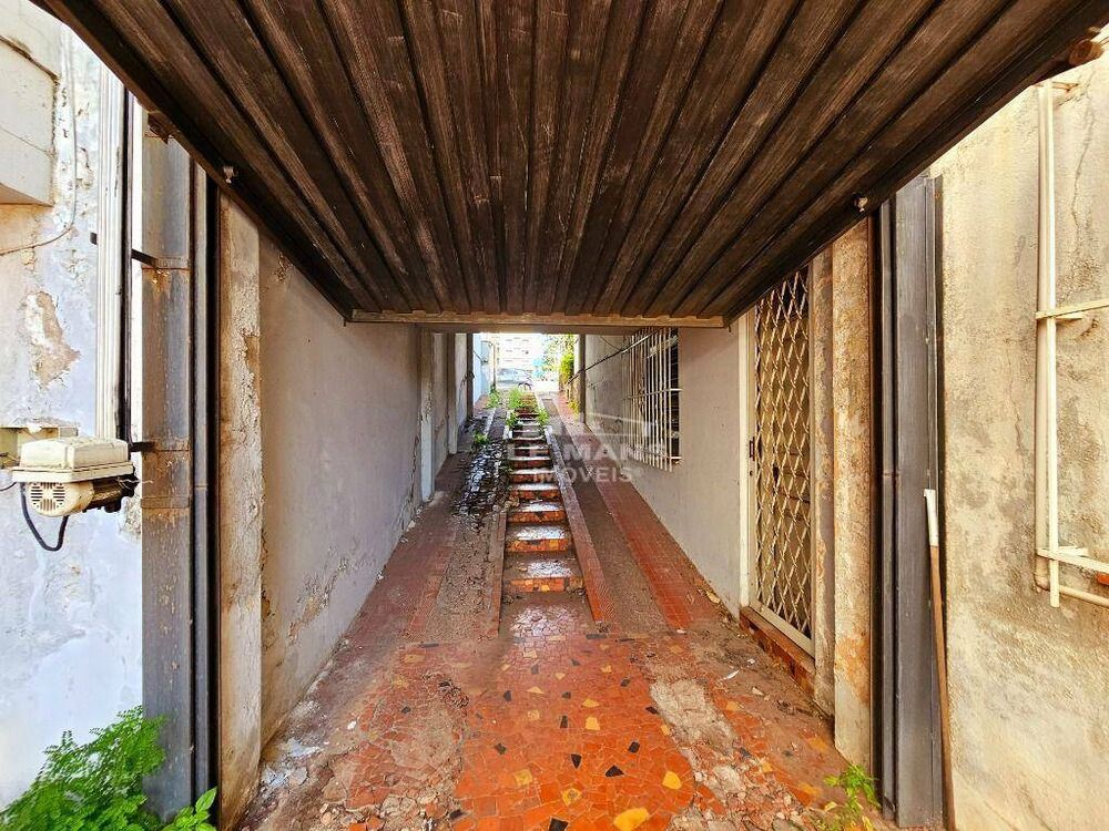 Casa à venda com 4 quartos, 460m² - Foto 12