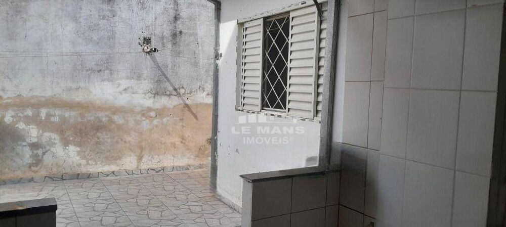 Casa, 3 quartos, 138 m² - Foto 2