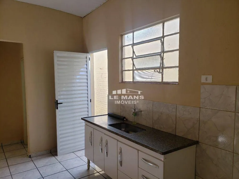 Casa, 3 quartos, 98 m² - Foto 2
