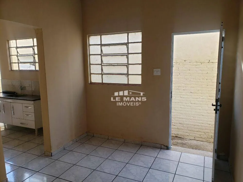 Casa, 3 quartos, 98 m² - Foto 2