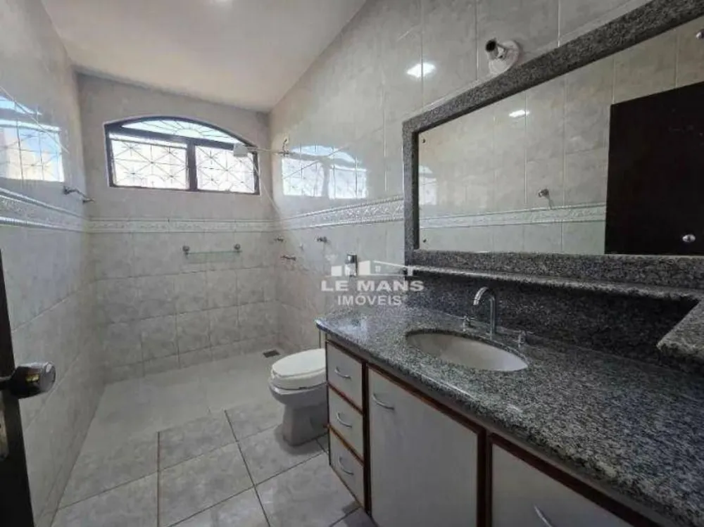 Casa, 3 quartos, 310 m² - Foto 3