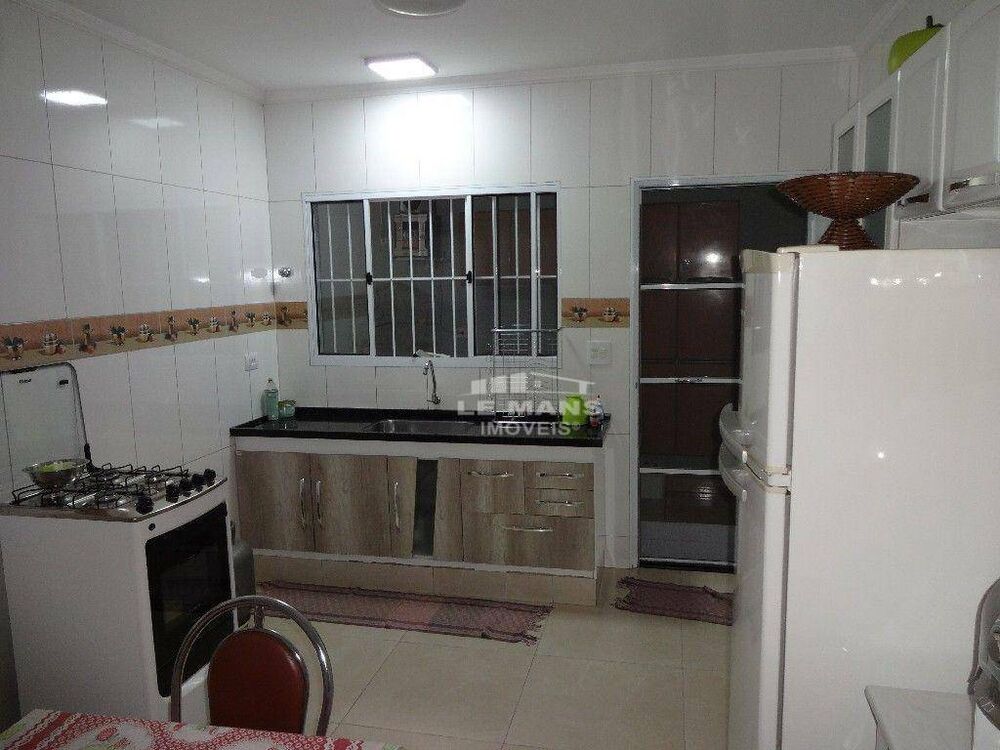 Casa à venda com 4 quartos, 190m² - Foto 11