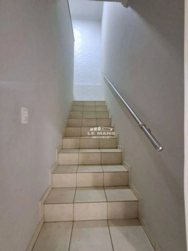 Casa, 3 quartos, 189 m² - Foto 4