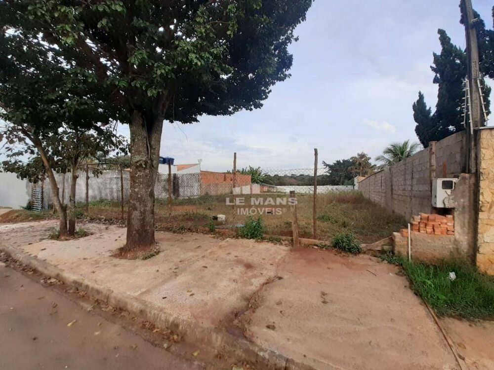 Terreno à venda, 1411M2 - Foto 1