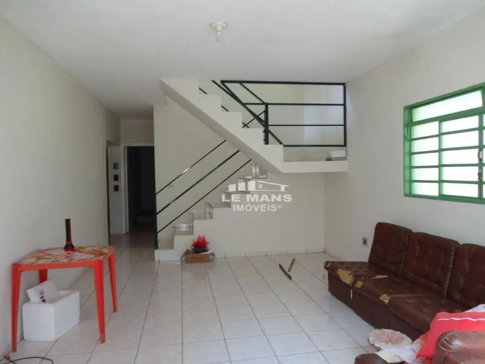 Chácara, 5 quartos, 6365 m² - Foto 4