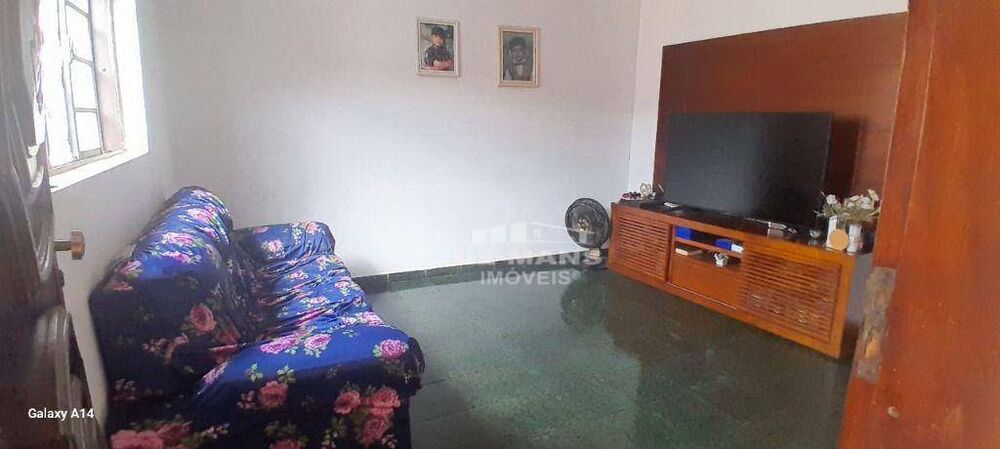 Casa, 4 quartos, 160 m² - Foto 1