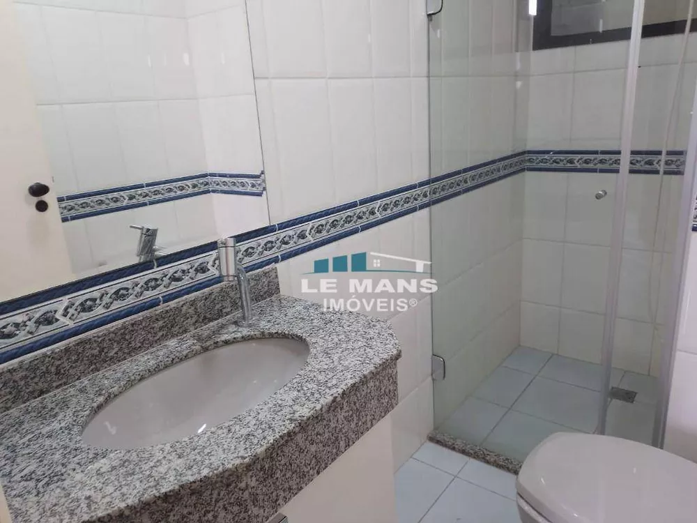 Apartamento à venda com 3 quartos, 81m² - Foto 2