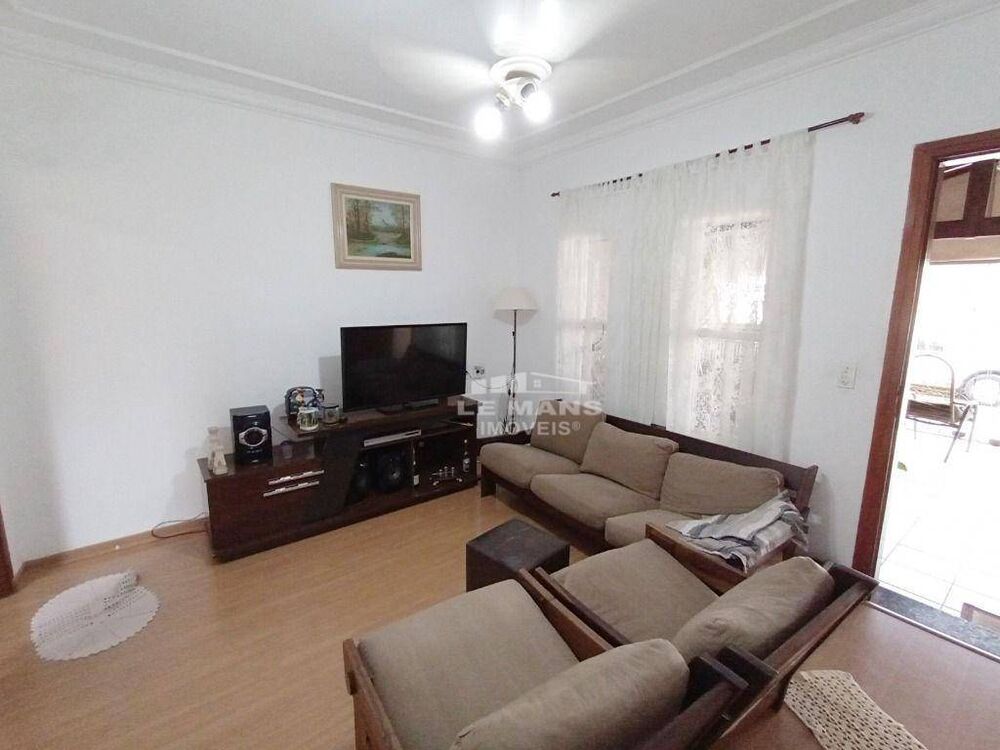 Casa, 3 quartos, 61 m² - Foto 2