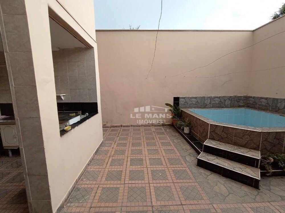 Casa, 3 quartos, 61 m² - Foto 1