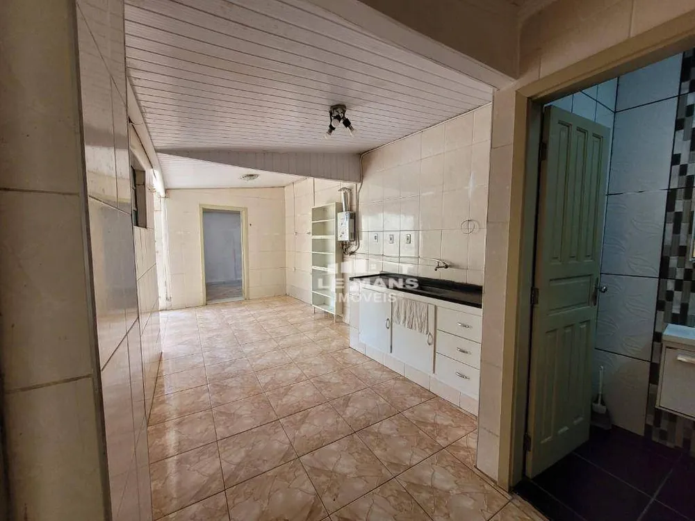 Casa, 4 quartos, 152 m² - Foto 2