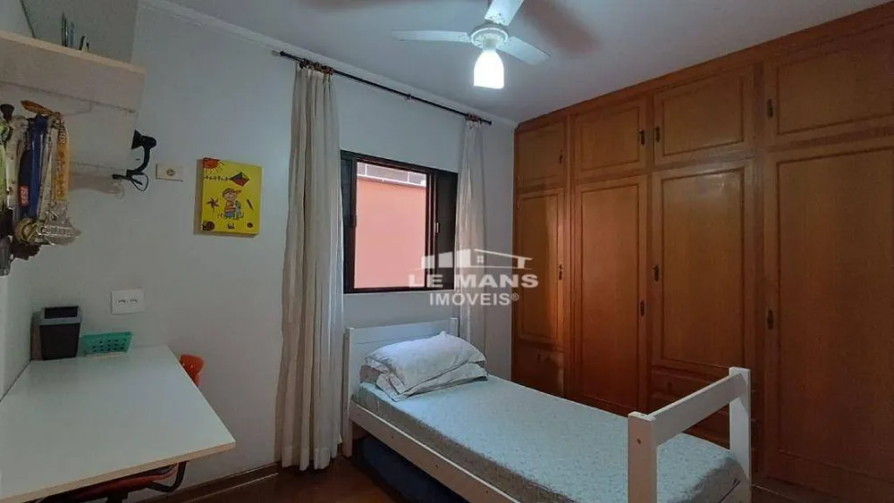 Casa, 3 quartos, 213 m² - Foto 8